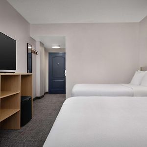 Queen Room Two Queen Beds